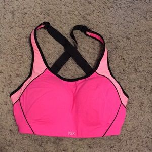 Victoria Secret 32DD Sports bra Pink
